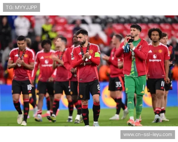 球迷组织抗议英超赛程密集，呼吁保障球员休息时间