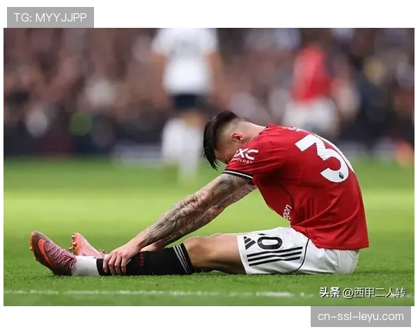 第96分钟，谢什科头球扳平西汉姆联，曼联延续不败纪录