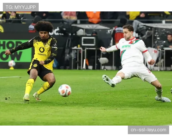 半场战报：多特蒙德1-0斯图加特，阿德耶米已完成7次成功下底。